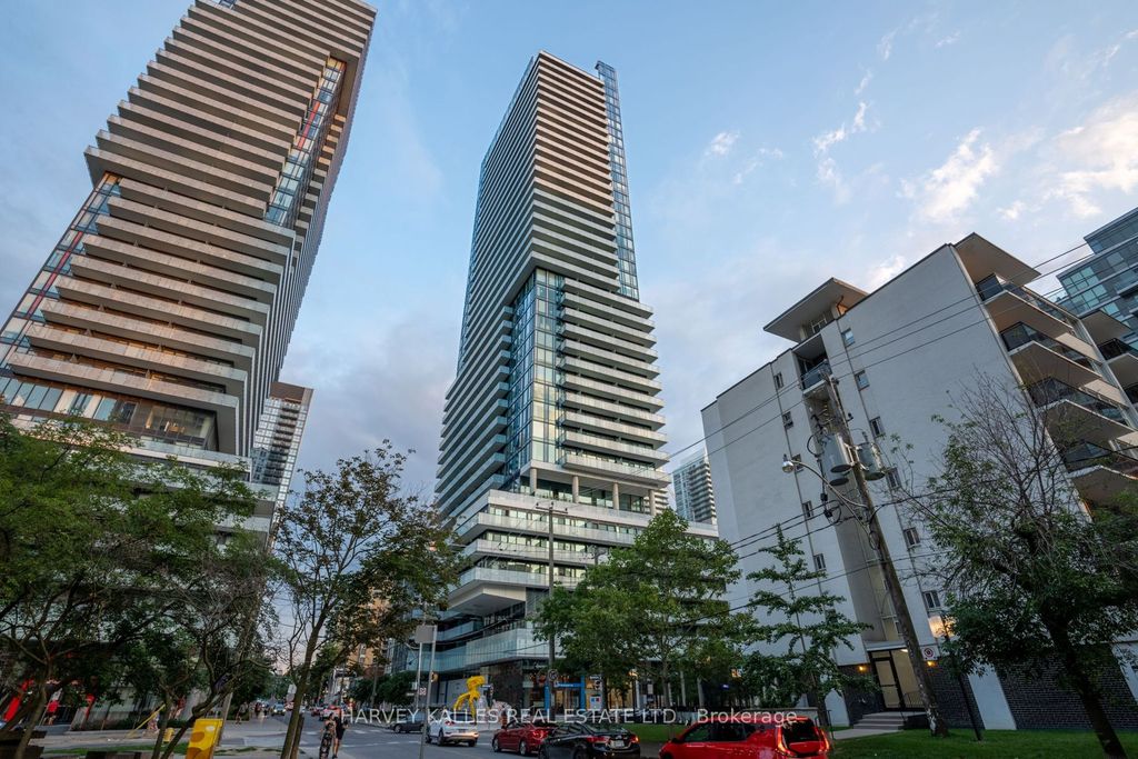 Photo of 161 Roehampton Avenue #708, Toronto, ON M4P 0C8 (MLS # C12729588)