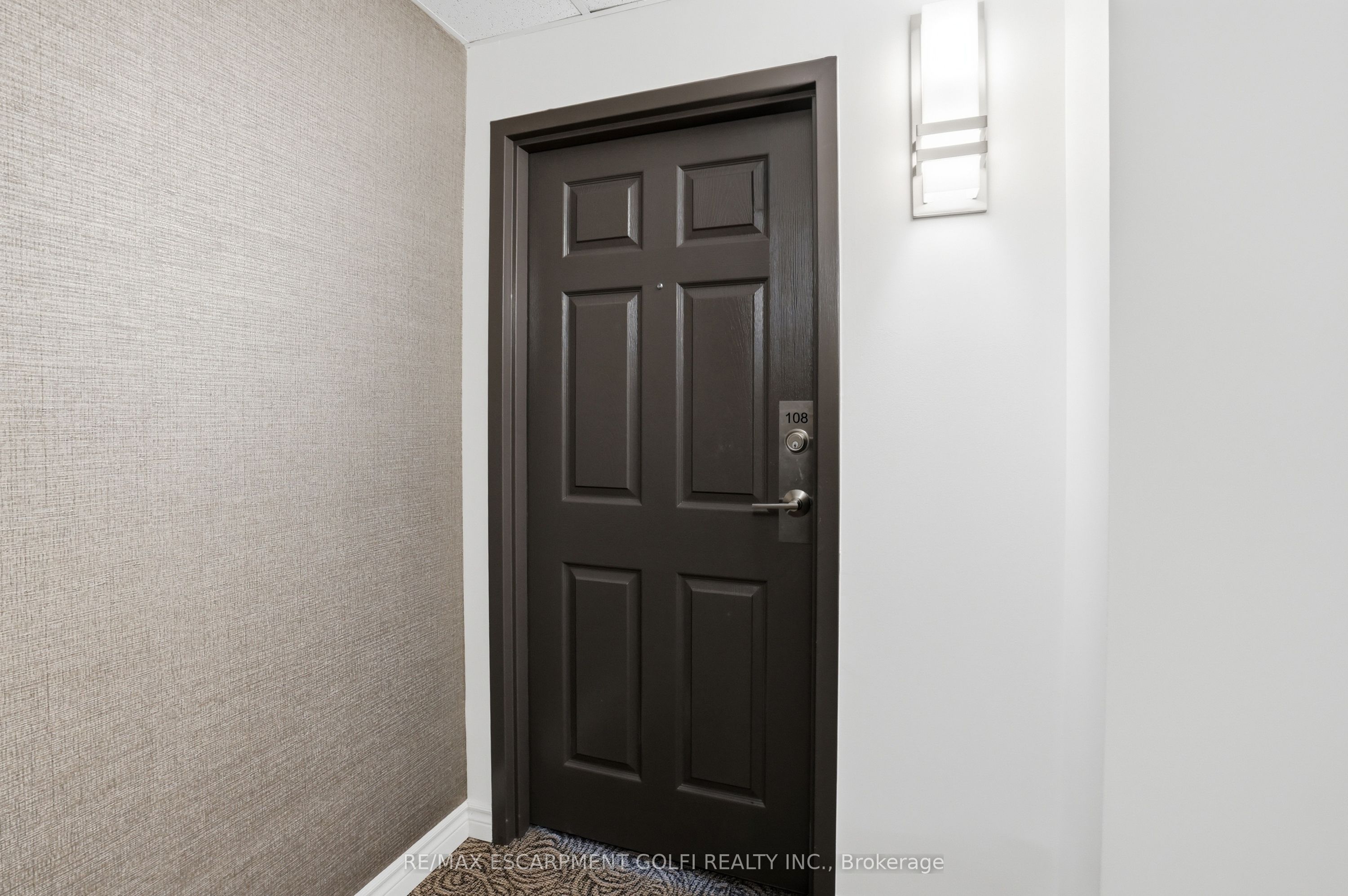 3497 Upper Middle Drive 108