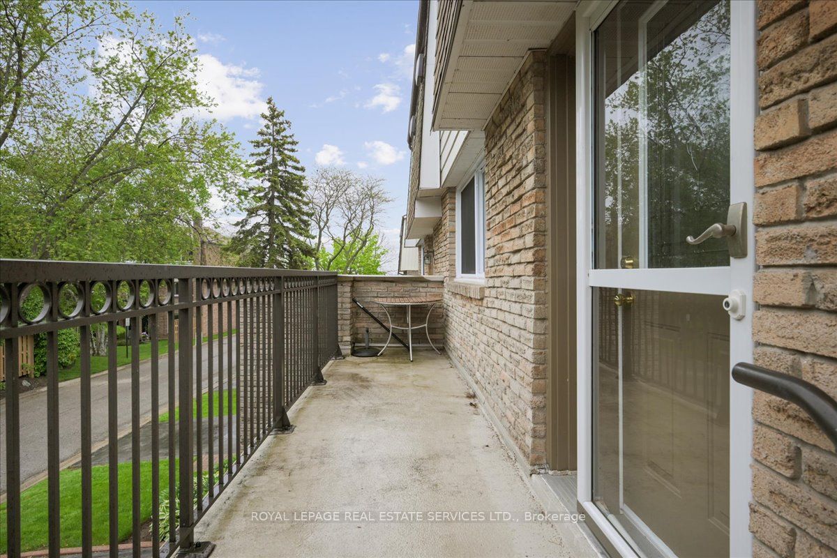 2120 Marine Drive 10