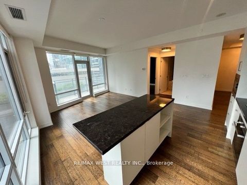 21 Widmer Street 1209 Toronto ON M5V 2E8