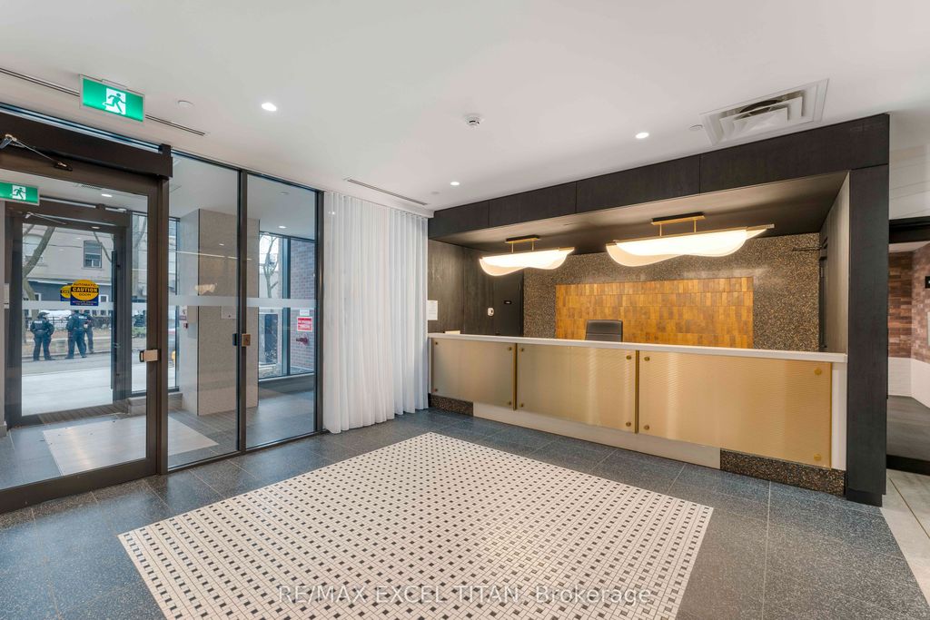Photo of 5 Lakeview Avenue #611, Toronto, ON M6J 0H3 (MLS # C13431722)