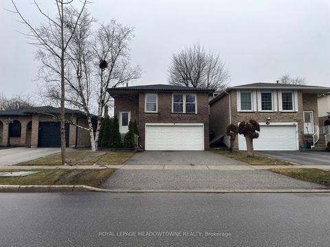 513 Beaver Court BSMT Milton ON L9T 4A7