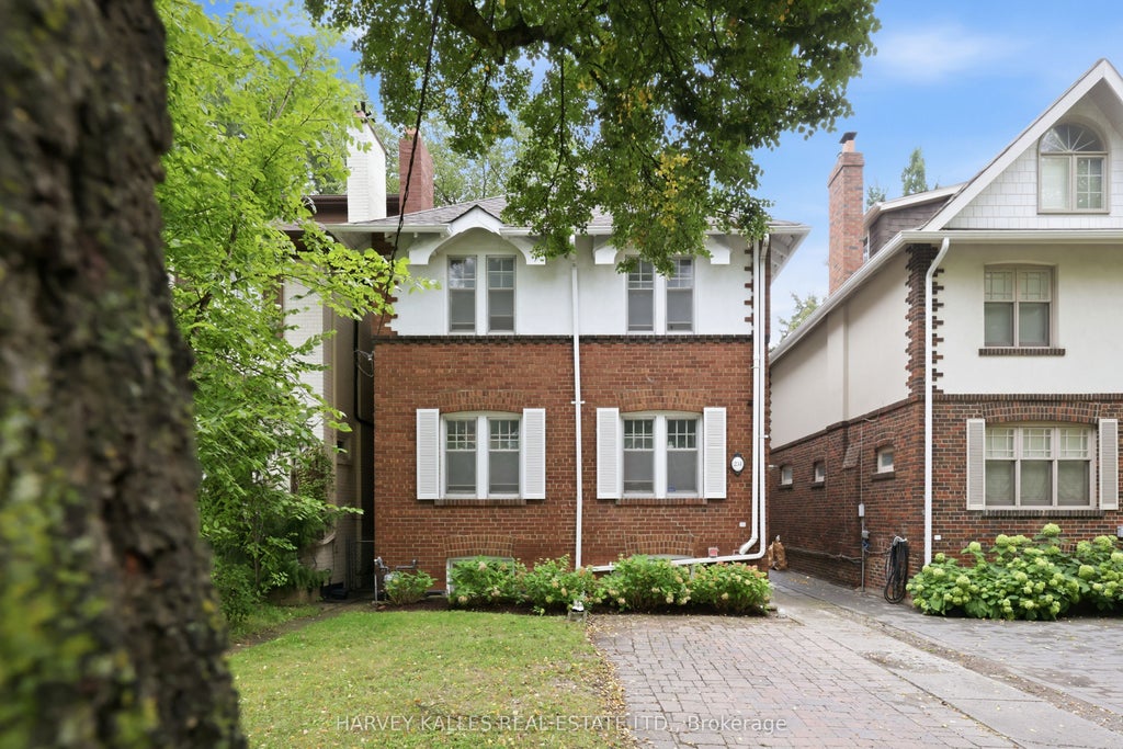 Photo of 231 Glengrove Avenue W, Toronto, ON M4R 1P4 (MLS # C13788470)