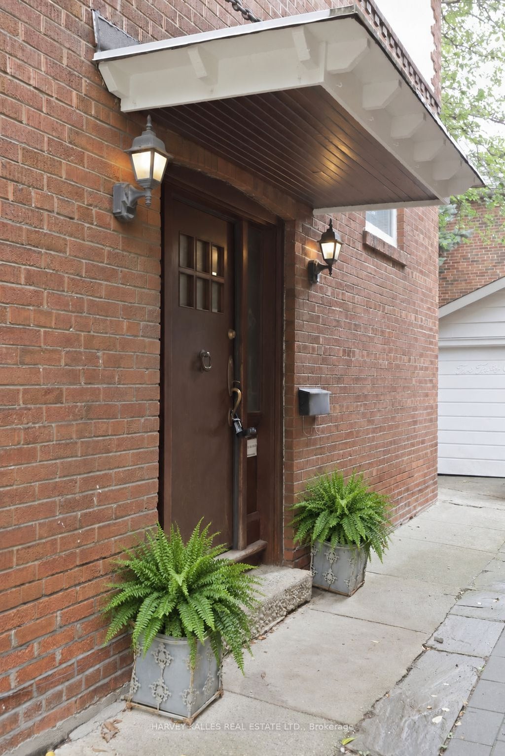 Photo of 231 Glengrove Avenue W, Toronto, ON M4R 1P4 (MLS # C13788470)