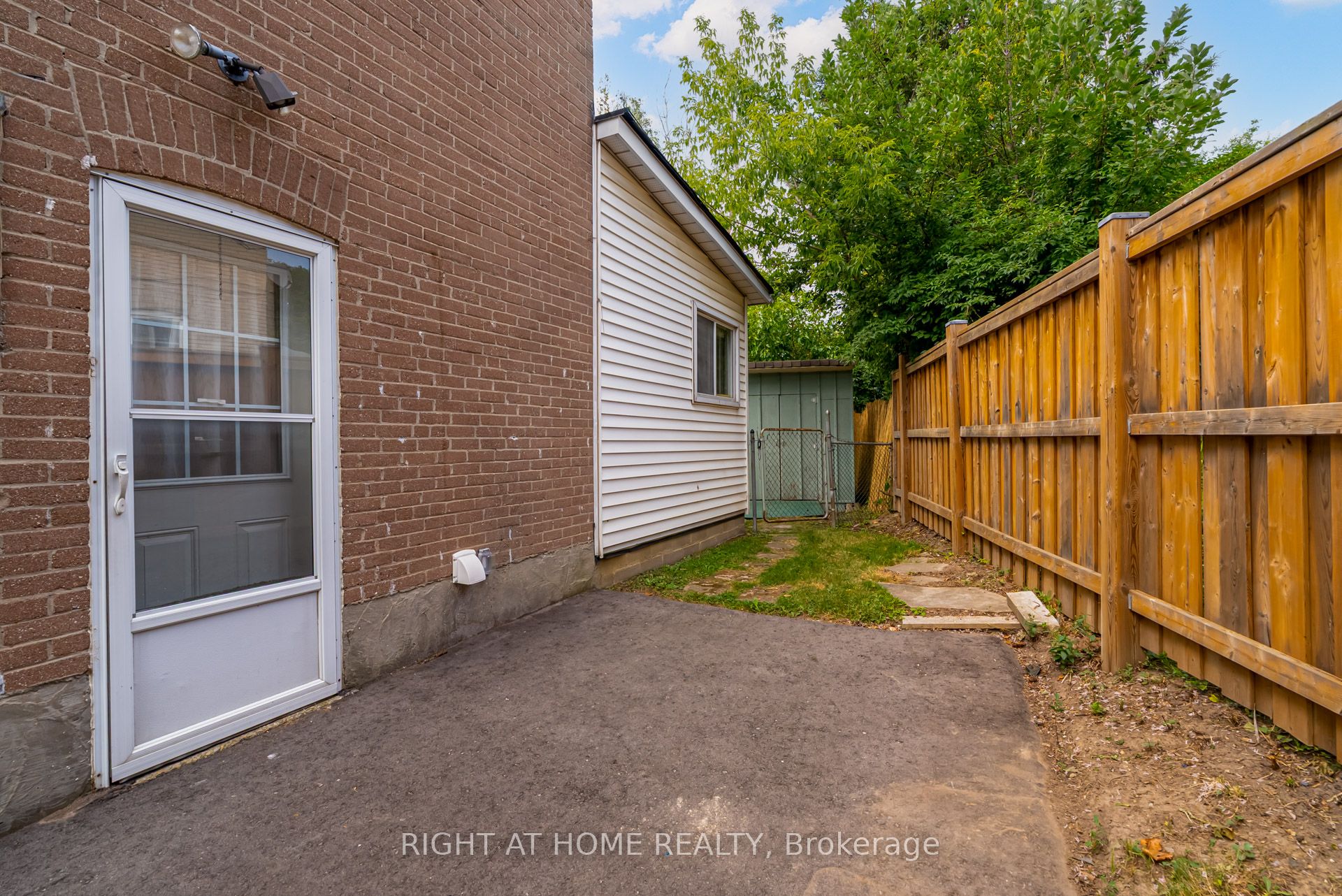 58 Anaconda Avenue
