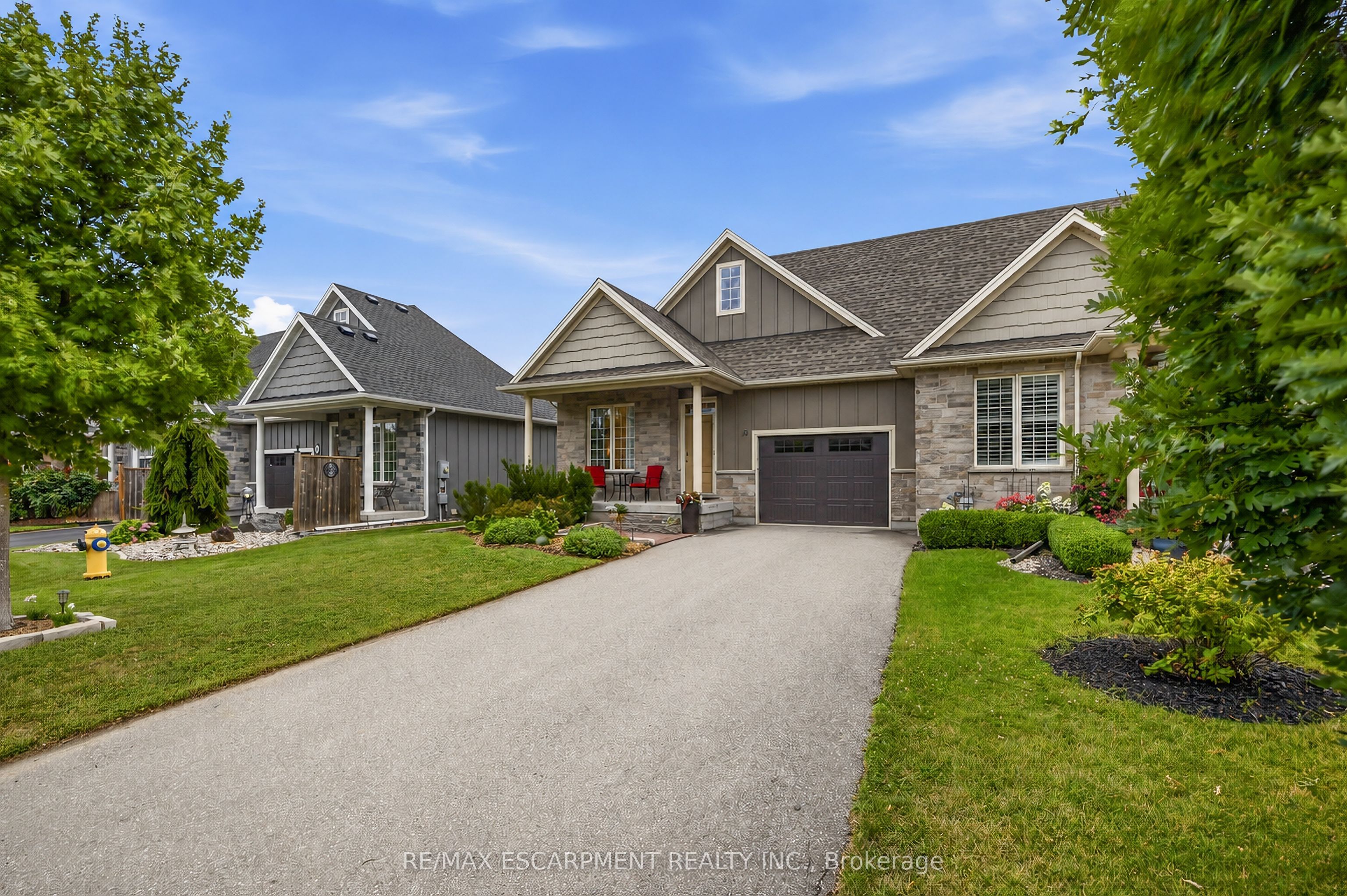 33 Pierpoint Drive