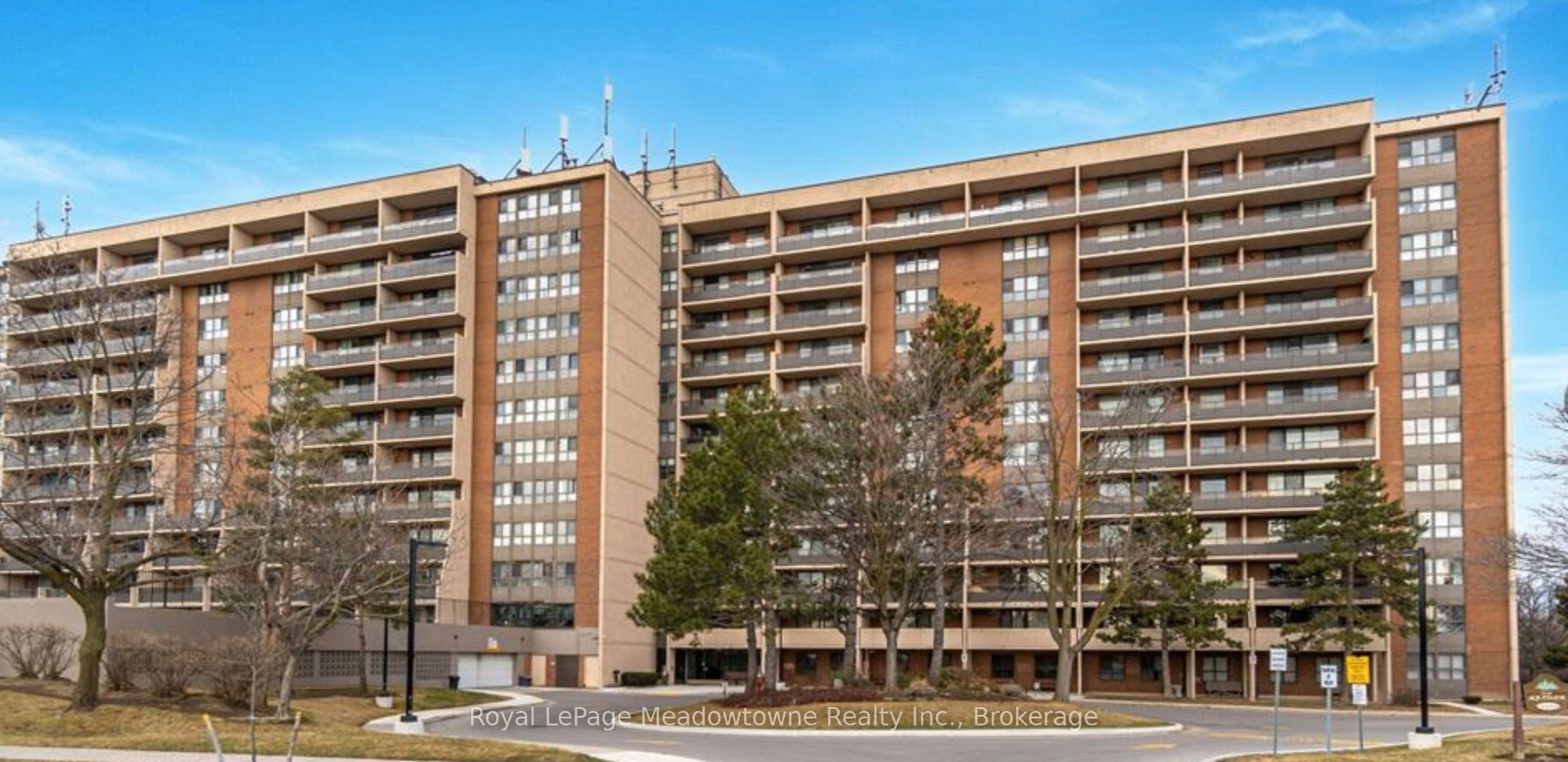 2929 Aquitaine Avenue 215