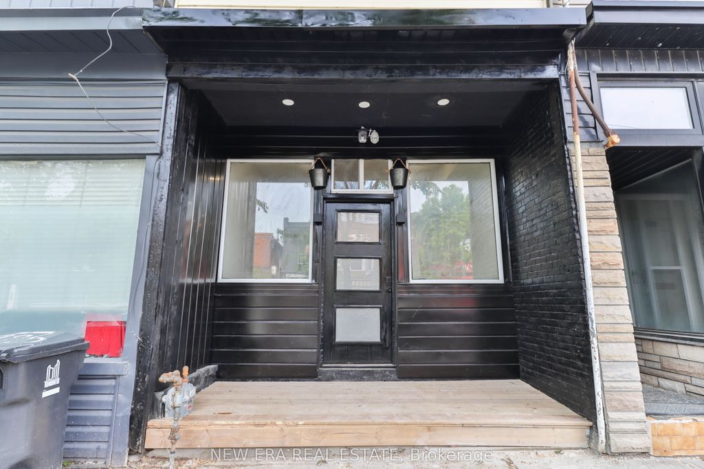 Photo of 990 Dovercourt Road, Toronto, ON M6H 2X5 (MLS # W12369230)