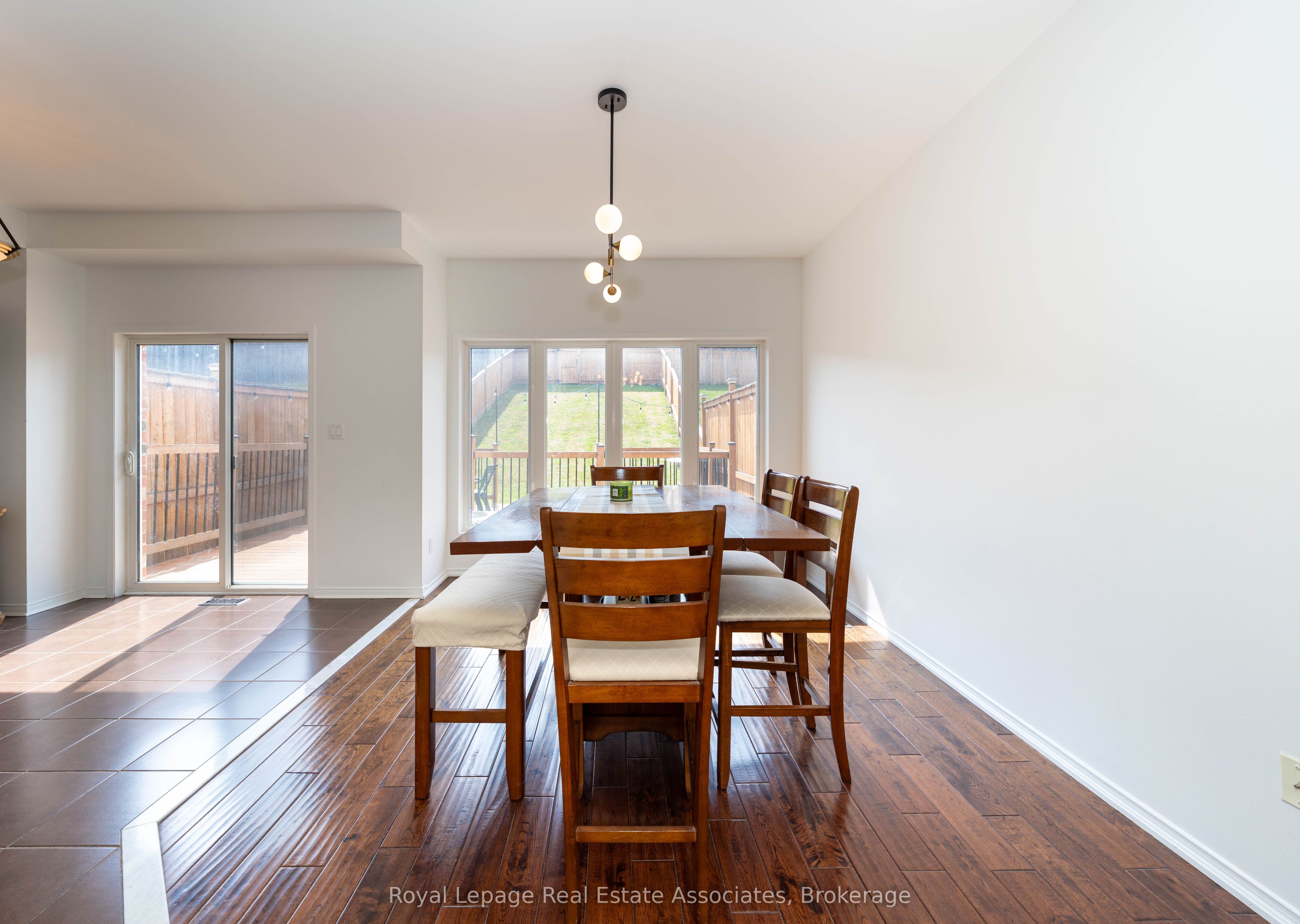 1274 Cartmer Way