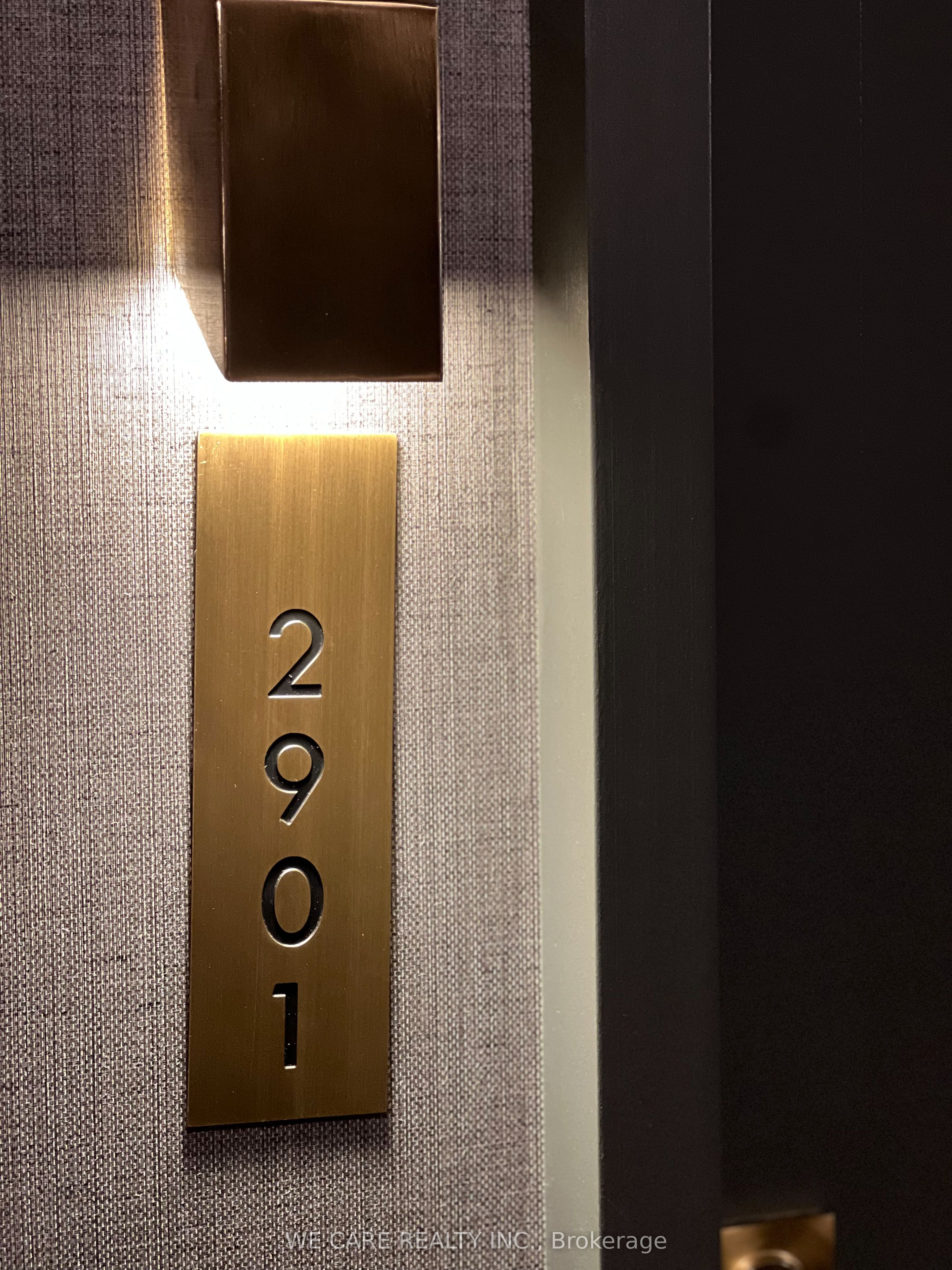 50 Charles Street E 2901