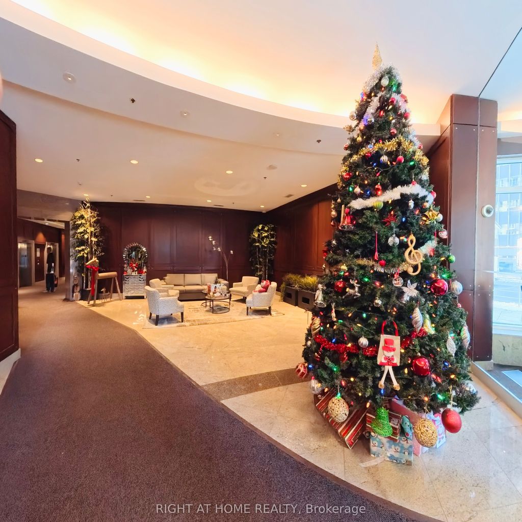 Photo of 234 Rideau Street #1901, Lower Town - Sandy Hill, ON K1N 0A9 (MLS # X12632210)