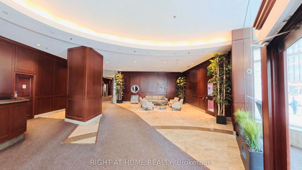 Photo of 234 Rideau Street #1901, Lower Town - Sandy Hill, ON K1N 0A9 (MLS # X12632210)