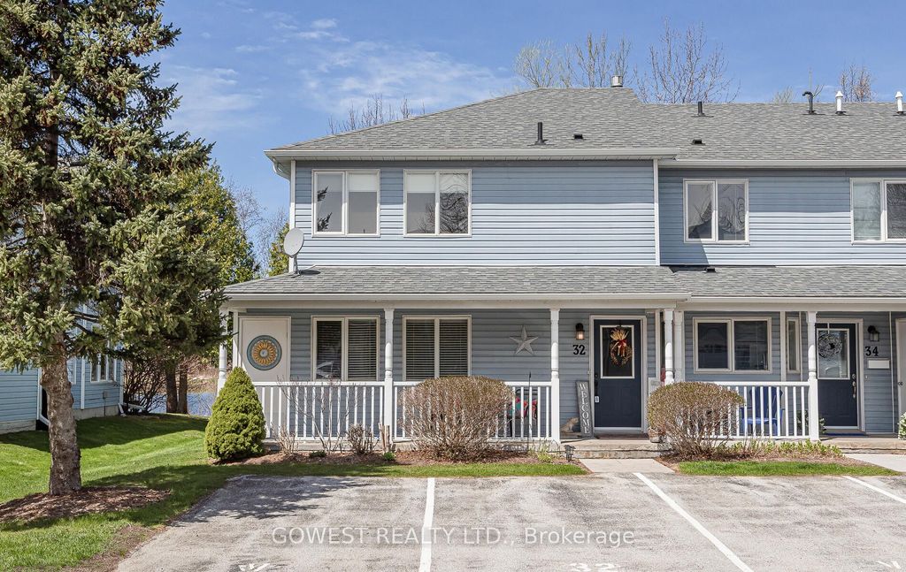 Photo of 32 Valleymede Court, Collingwood, ON L9Y 5E4 (MLS # S12800318)