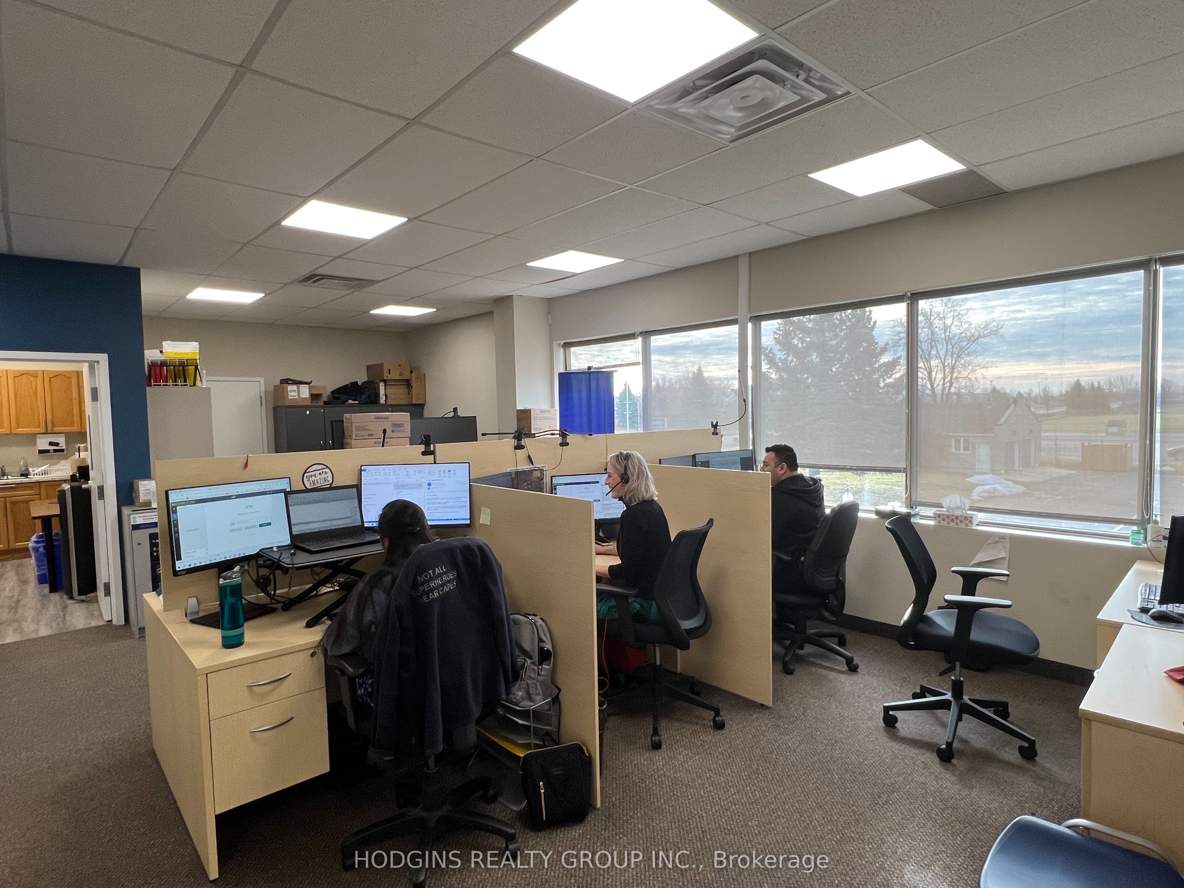 Photo 1 of 10 — 505 Park Road N 220-221, Brantford, ON N3R 7K8