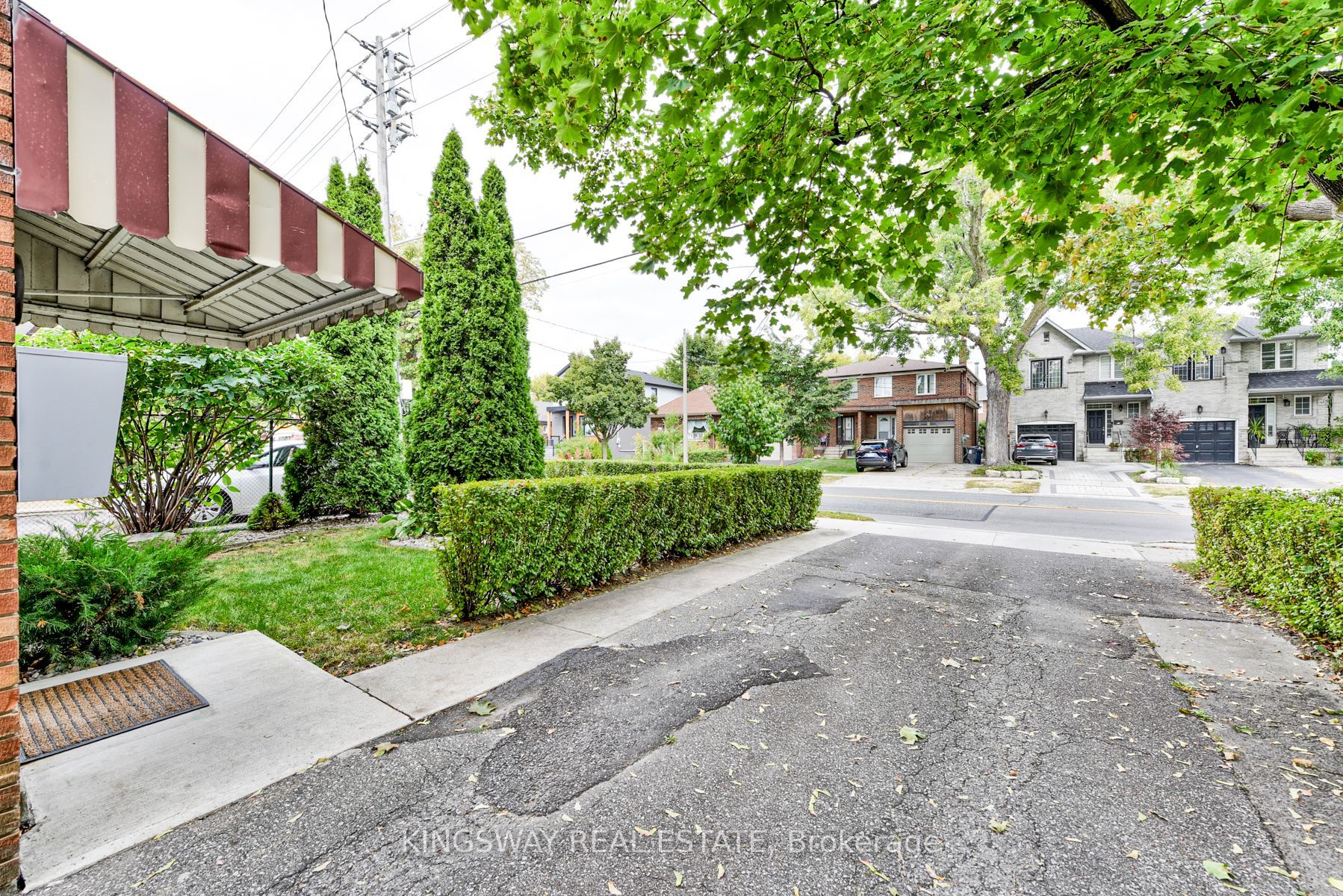 29 Evans Avenue