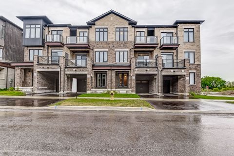 67 TENNANT Circle Vaughan ON L4H 5L5
