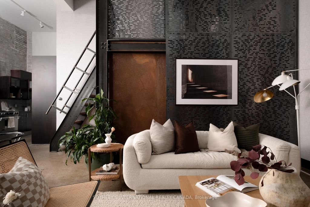 Photo of 264 Seaton Street #204, Toronto, ON M5A 2T4 (MLS # C12473162)