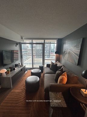 15 Fort York Blvd Boulevard 1505
