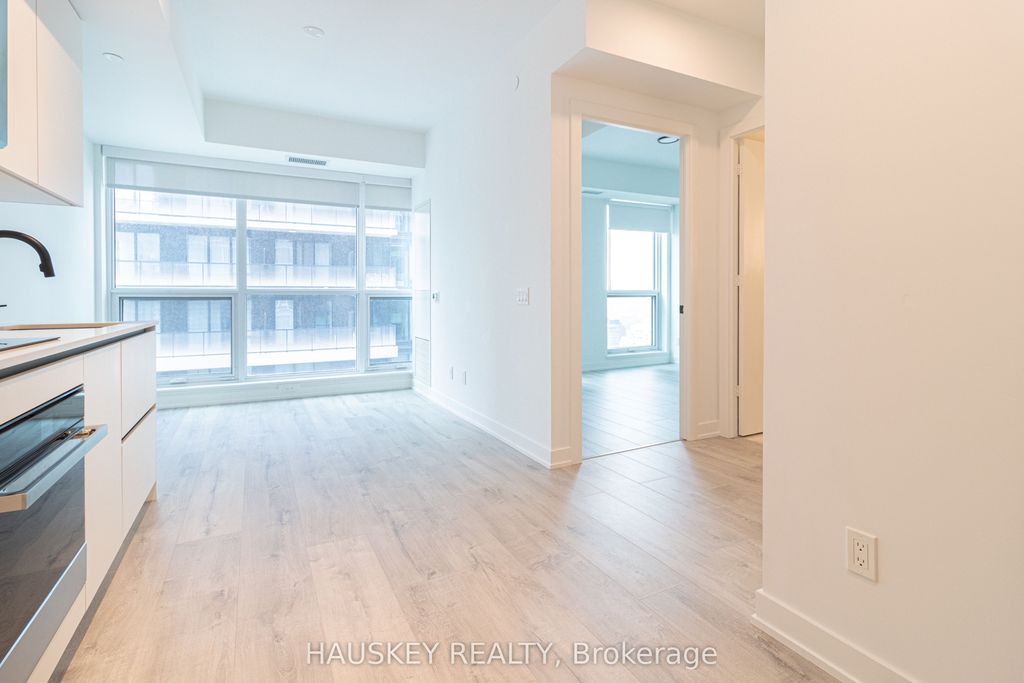 Photo of 327 King Street W #3004, Toronto, ON M5V 1J5 (MLS # C12356170)