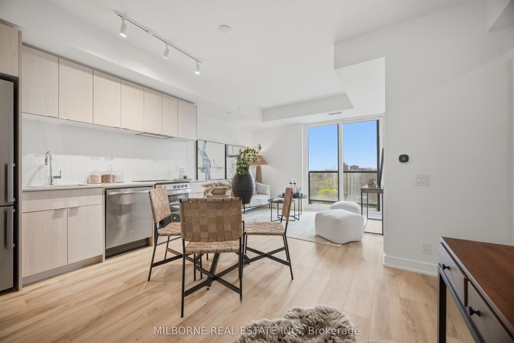 Photo of 1660 Bloor Street W #1002, Toronto, ON M6P 1A8 (MLS # W13036044)