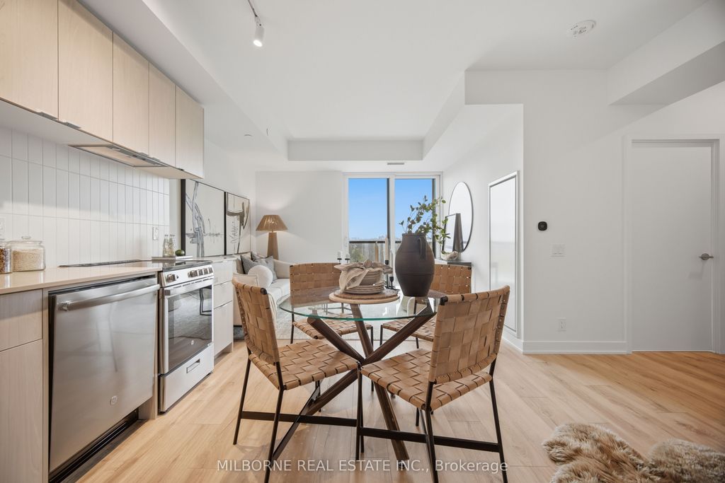 Photo of 1660 Bloor Street W #1002, Toronto, ON M6P 1A8 (MLS # W13036044)