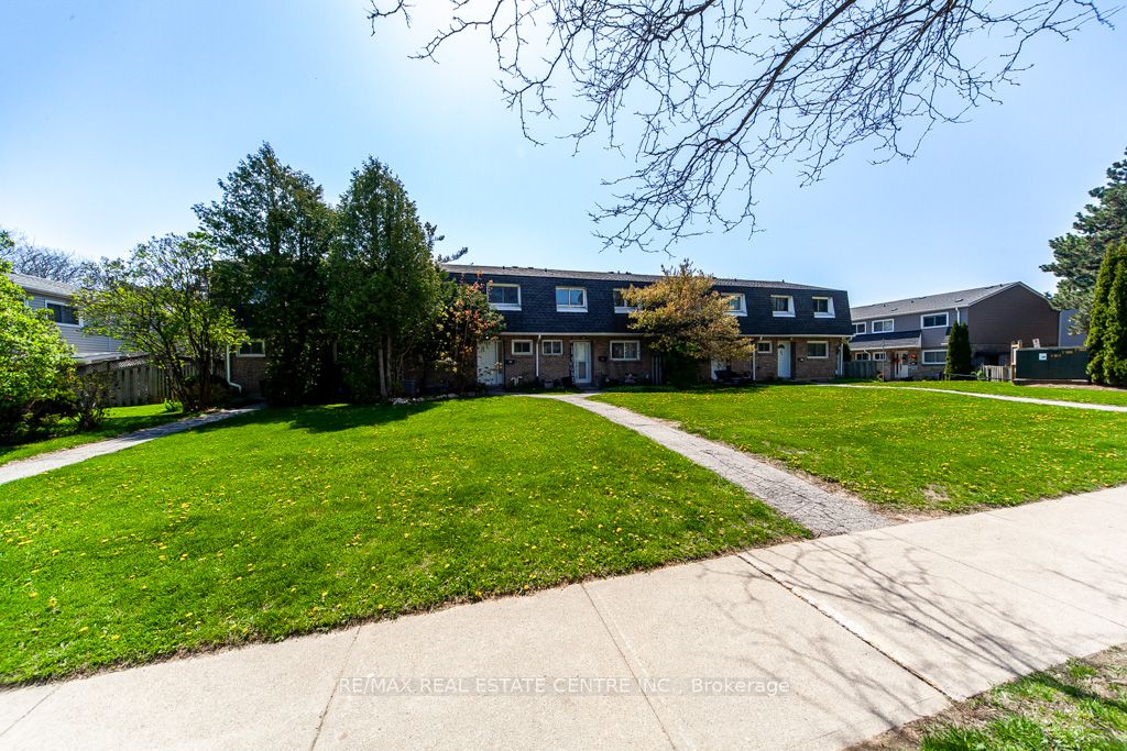 2050 Upper Middle Road 88