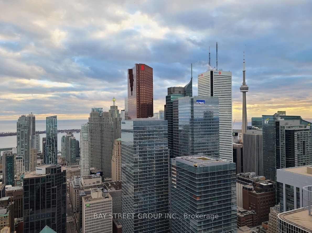 197 Yonge Street 5709