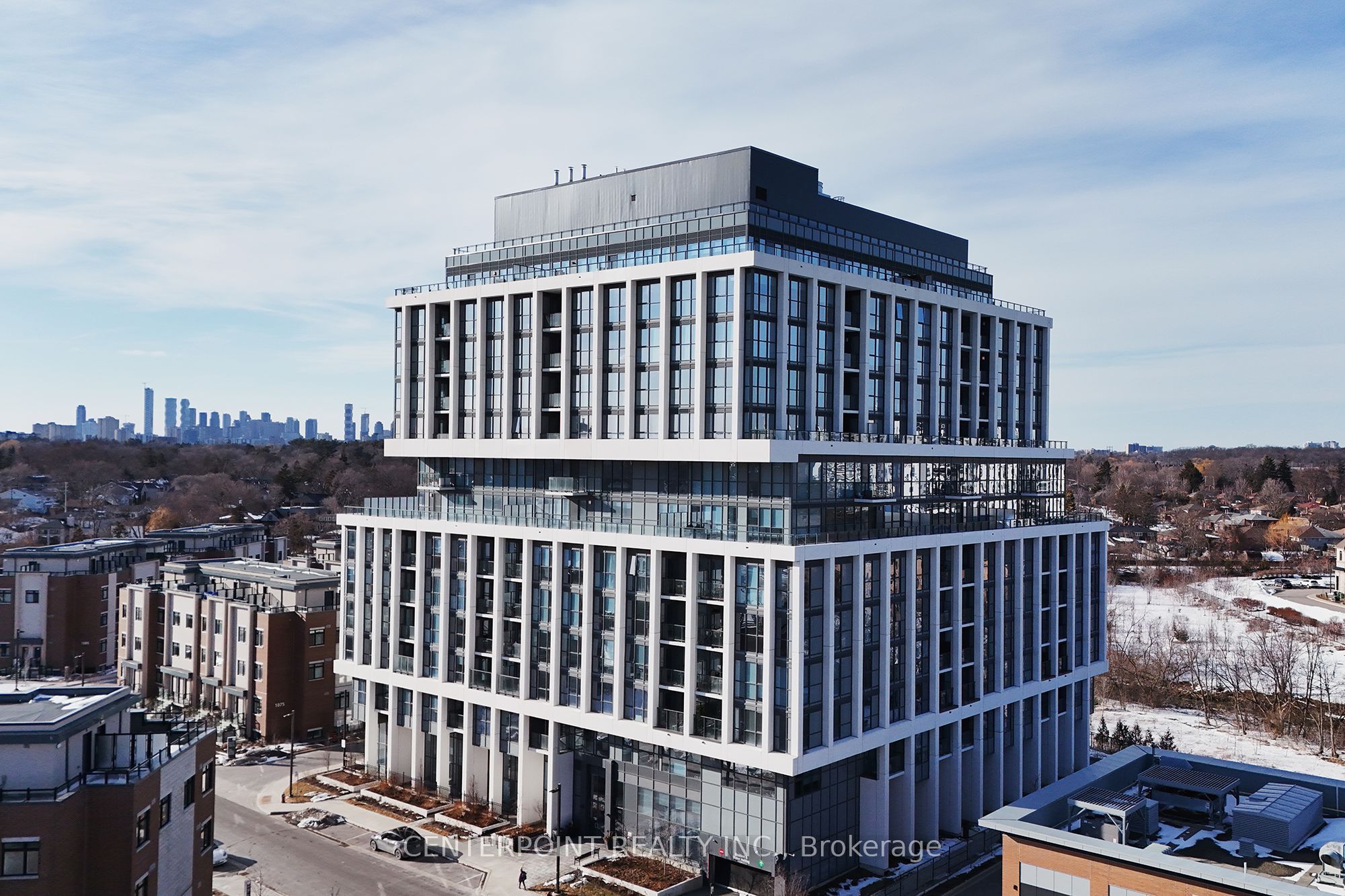 1063 Douglas Mccurdy Common 1102