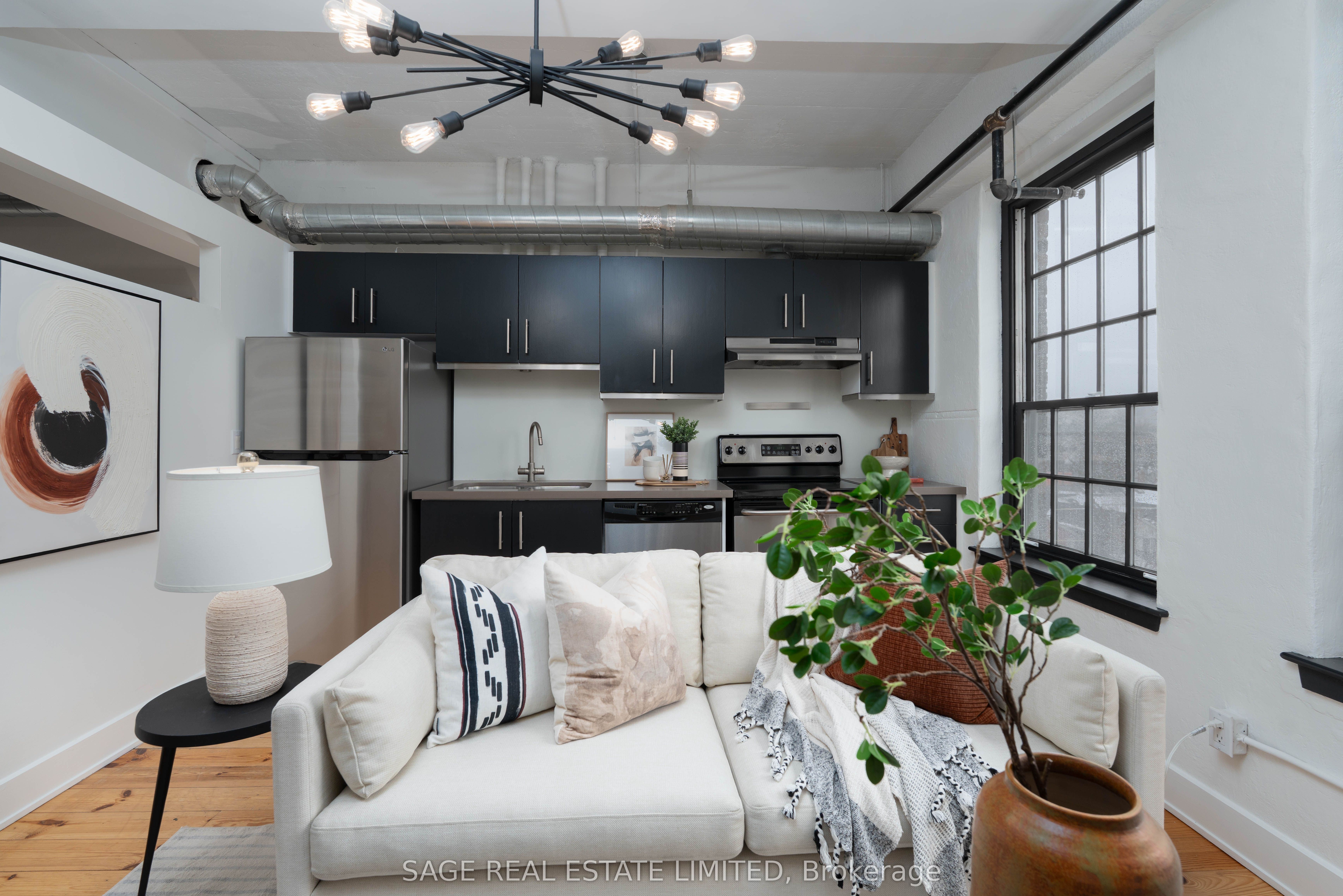 183 Dovercourt Road 417