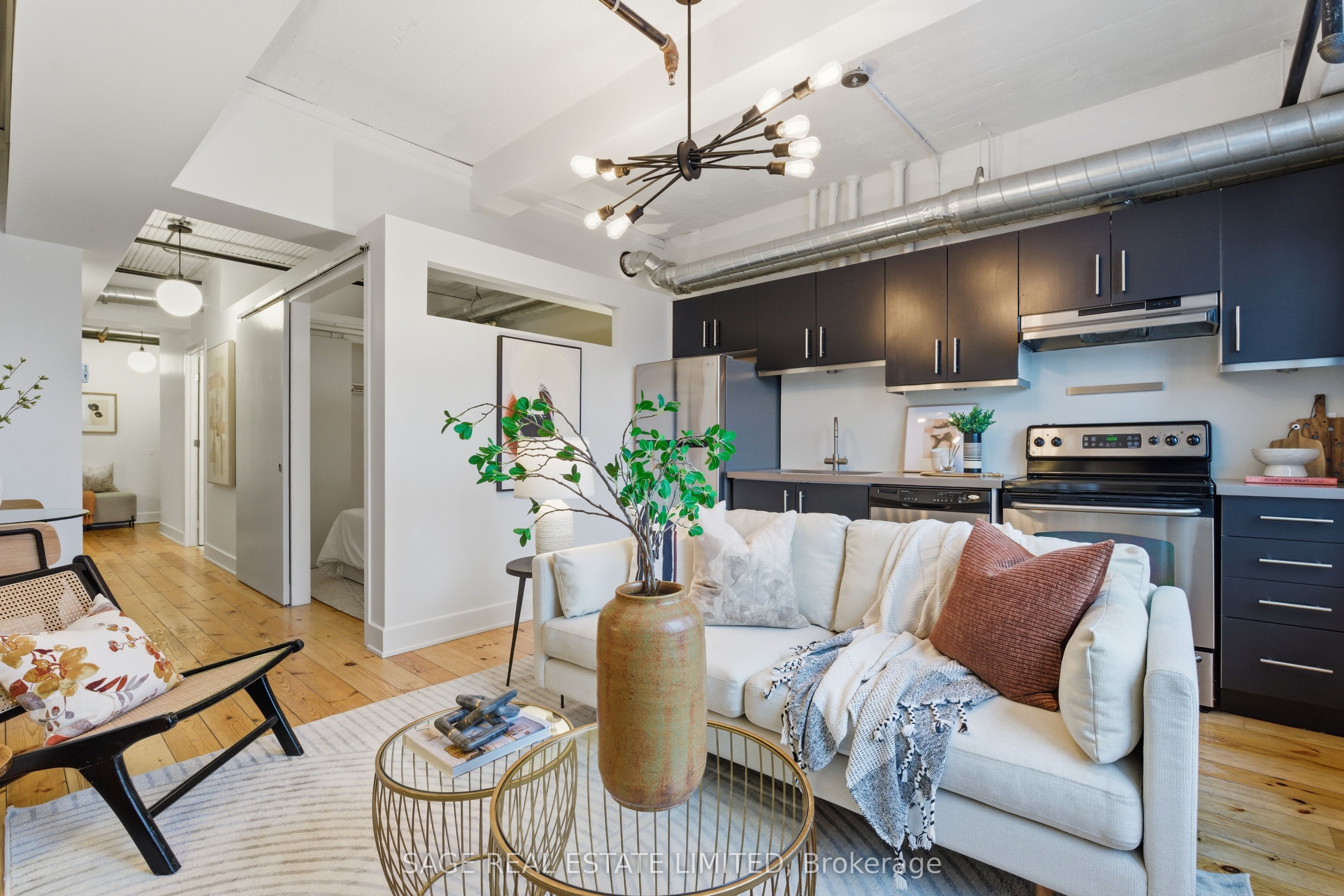 183 Dovercourt Road 417