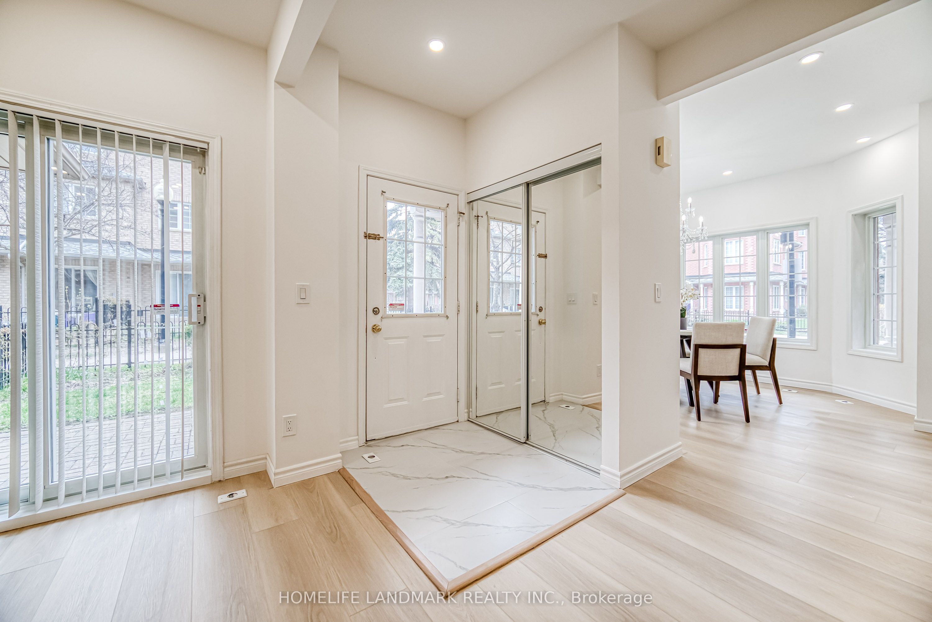 12 St Moritz Way 15