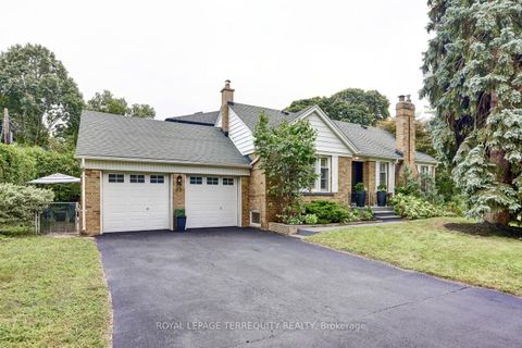 20 Elderidge Avenue Toronto ON M8Y 2C5