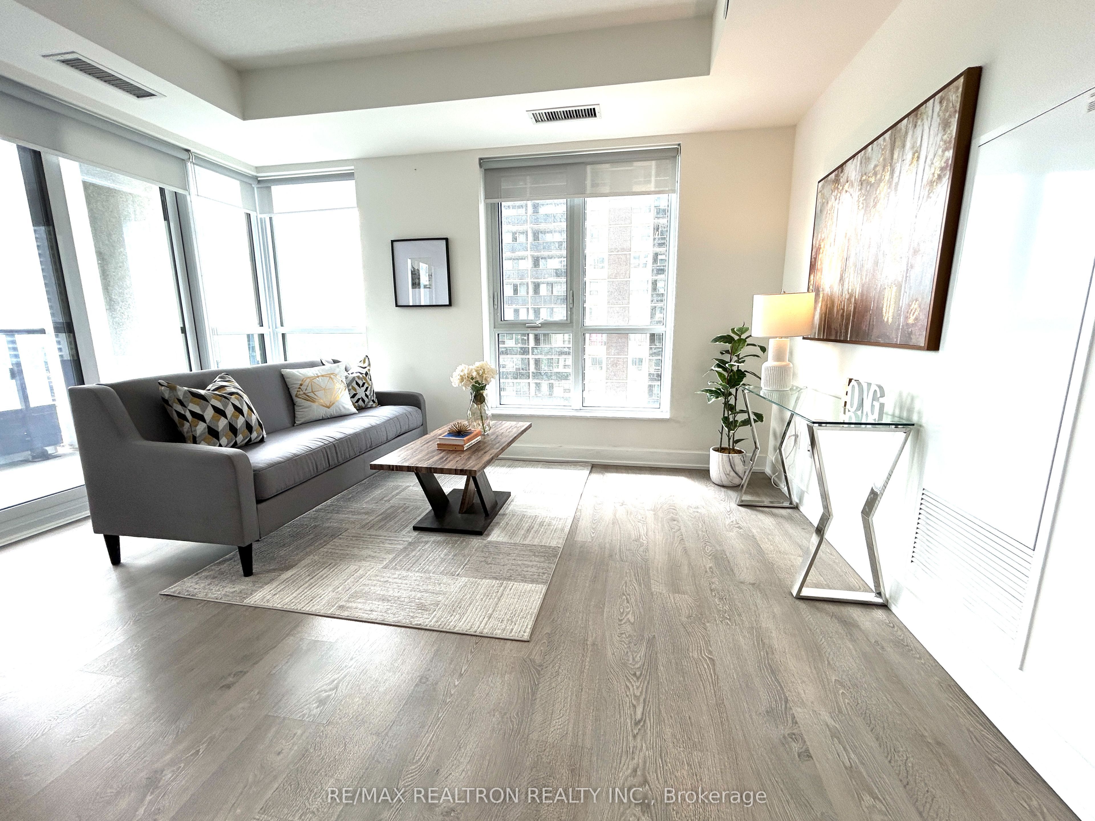 9 Mabelle Avenue 924