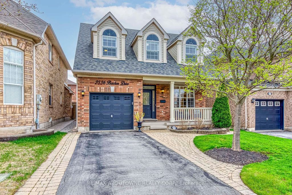 Photo of 2536 Bracken Drive, Oakville, ON L6M 4R7 (MLS # W13018064)