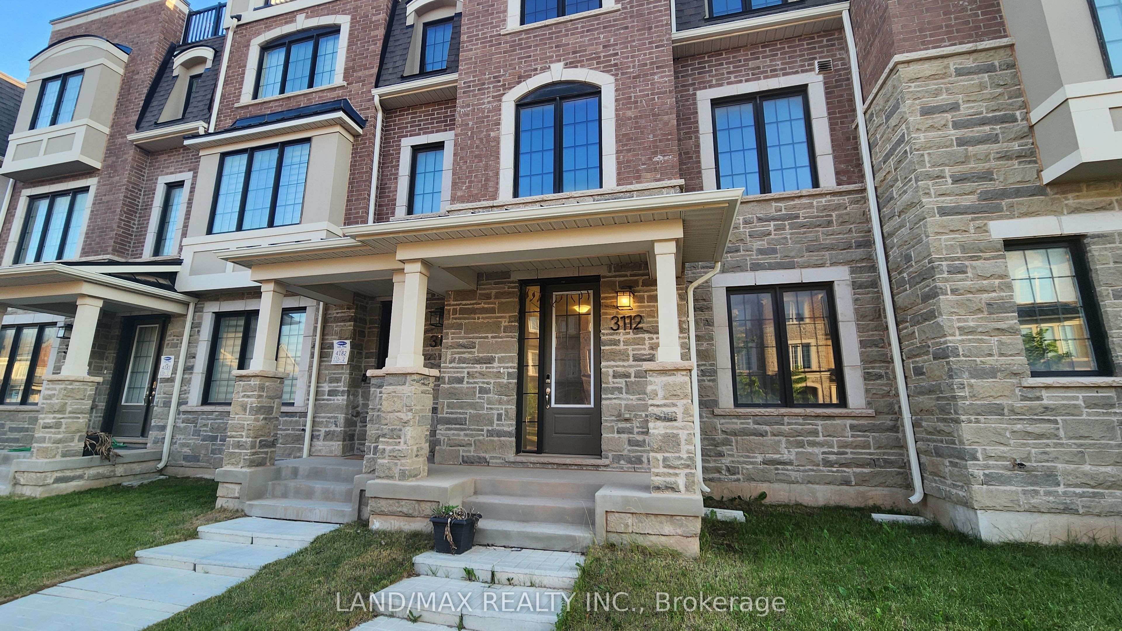 3112 William Cutmore Boulevard