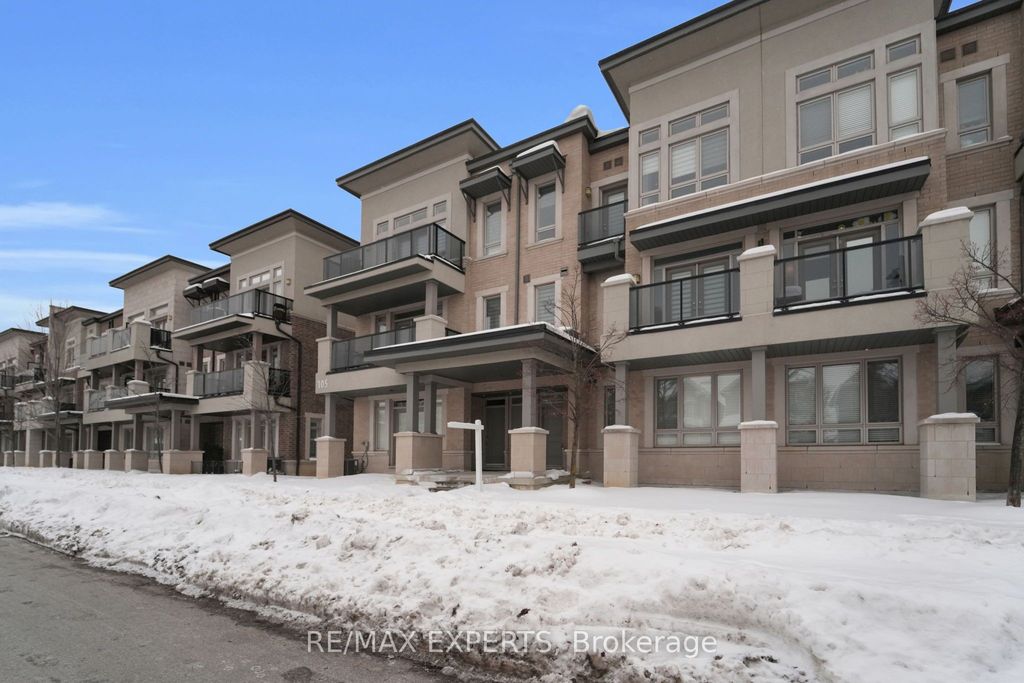Photo of 105 Kayla Crescent #10, Vaughan, ON L6A 4W3 (MLS # N12767504)