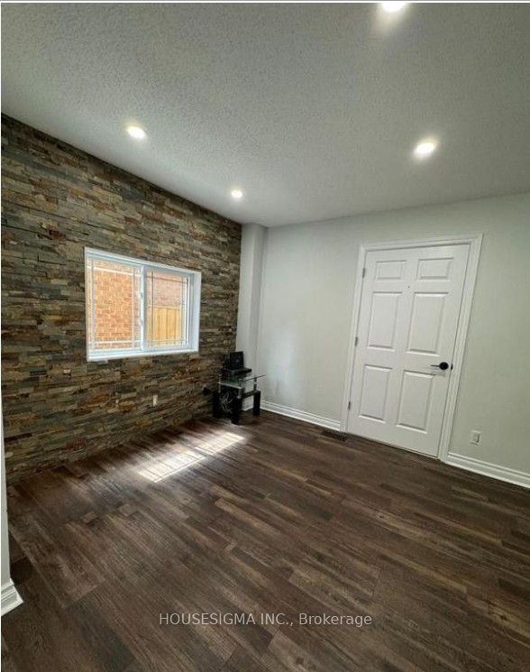 659 Roselaire Trail 1