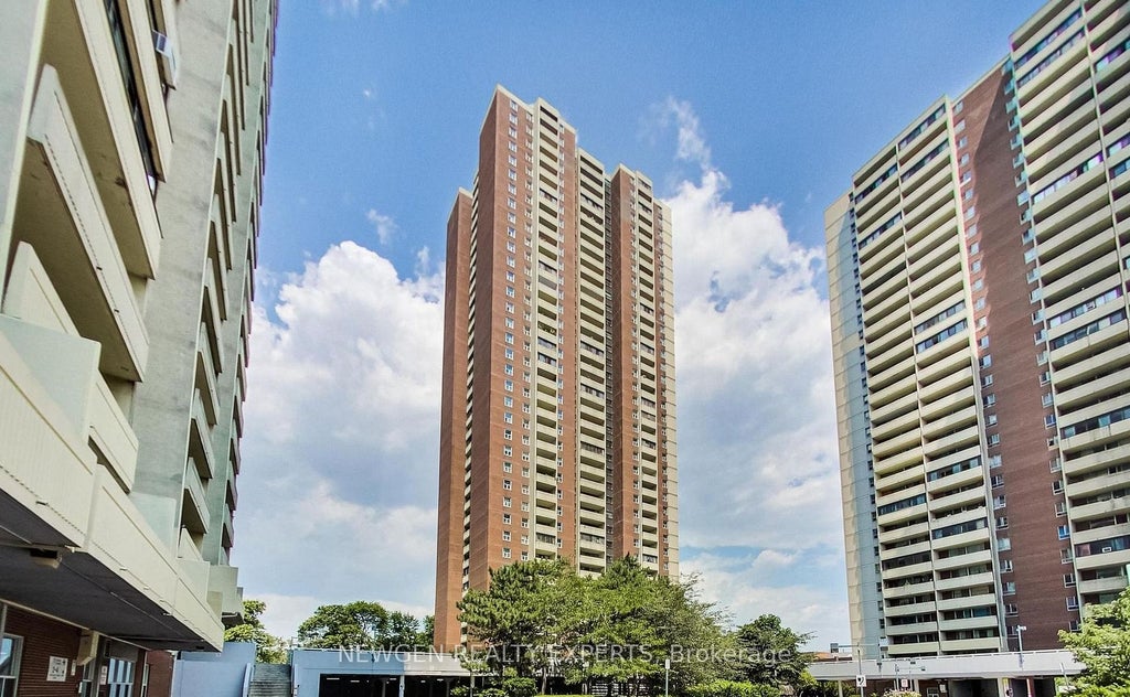Photo of 3 Massey Square #502, Toronto, ON M4C 5L5 (MLS # E13794840)