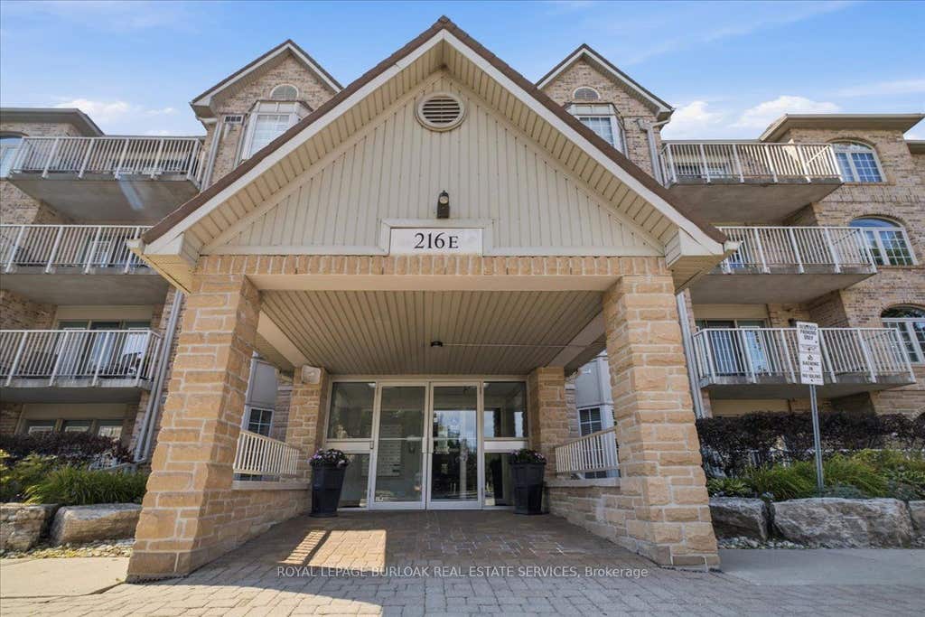 Photo of 216 Plains Road W #E305, Burlington, ON L7T 4K8 (MLS # W13653006)
