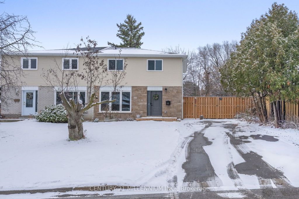 Photo of 25 Davenport Crescent, Brampton, ON L6T 3L5 (MLS # W12617330)