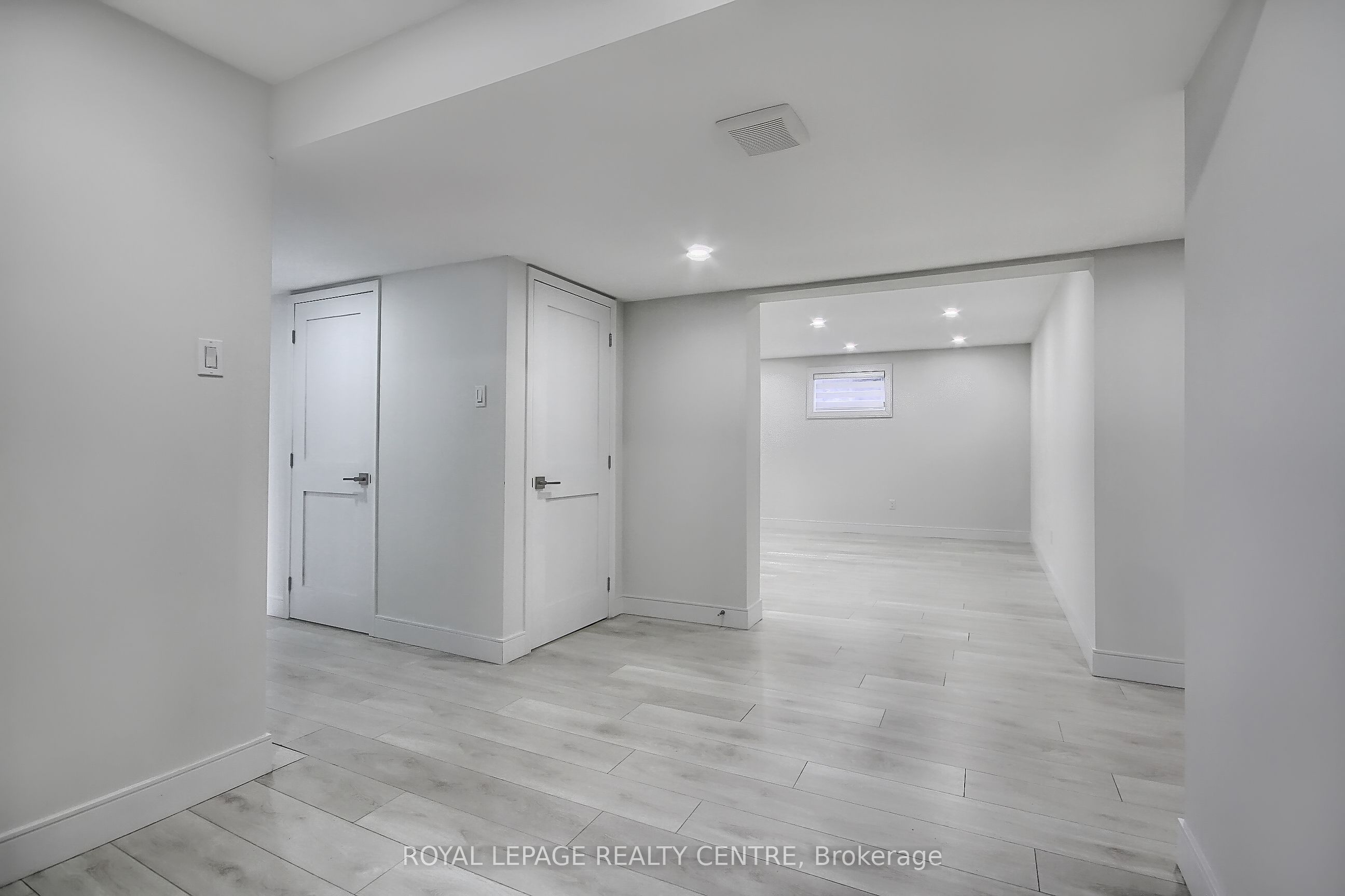 2320 Hensall Street Lower