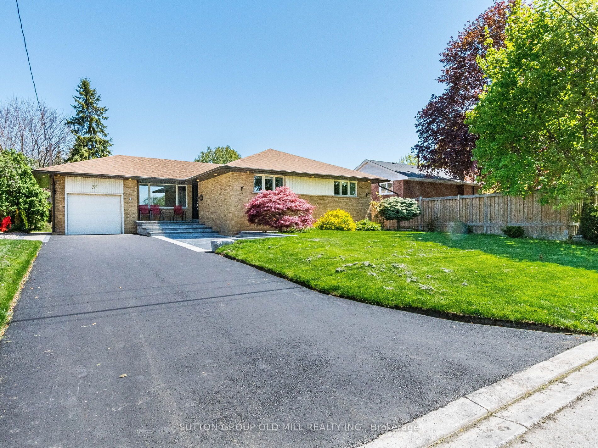 37 Suburban Drive