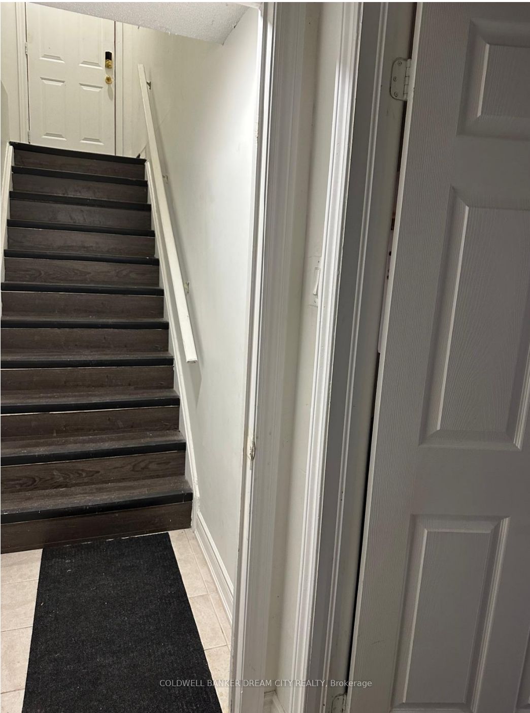 24 Tangleridge Boulevard