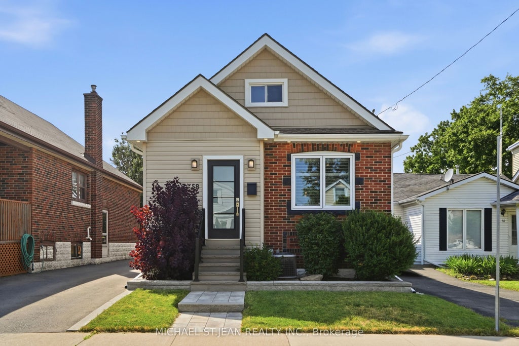 Photo of 58 Tragina Avenue S, Hamilton, ON L8K 2Z3 (MLS # X13715078)