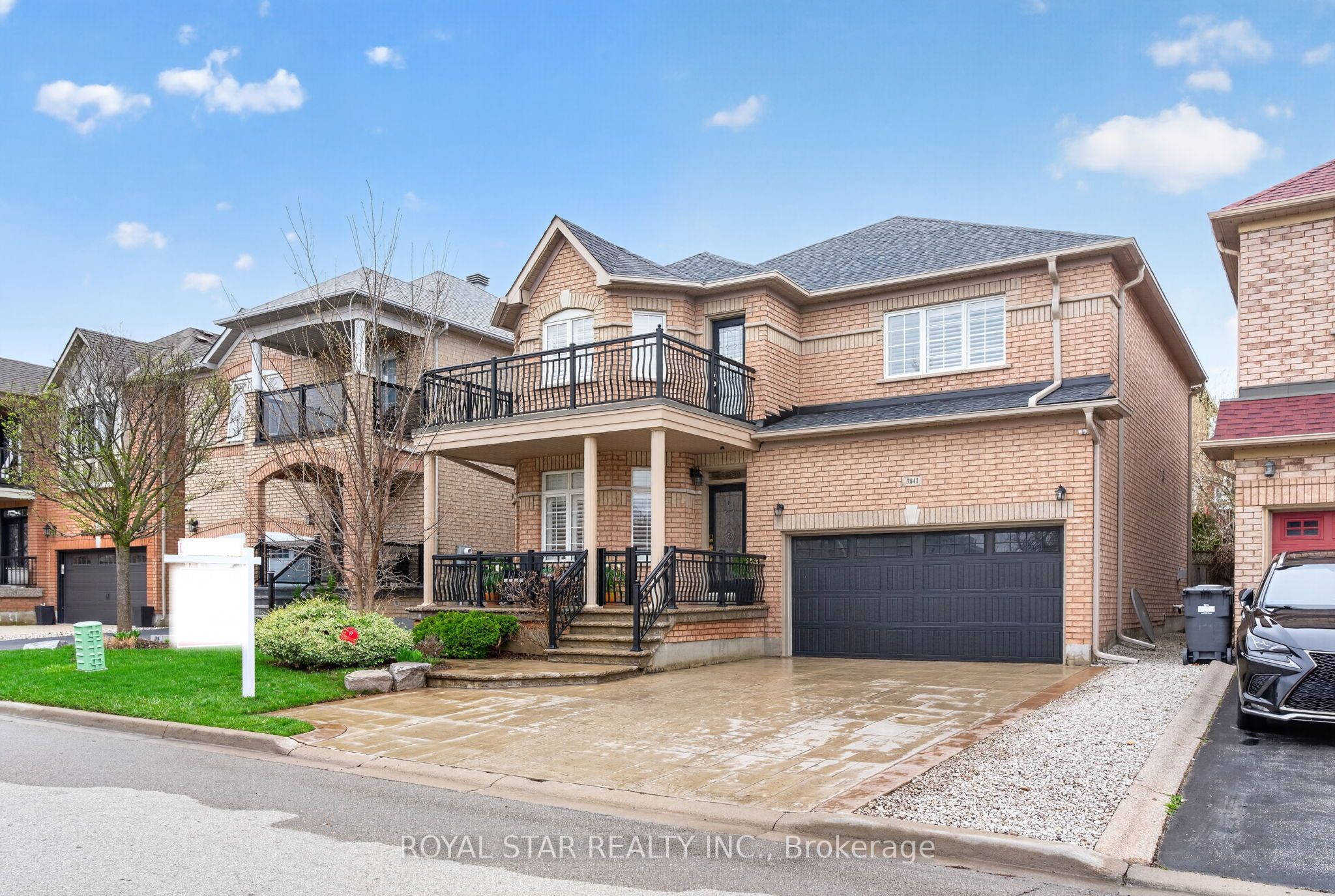 3841 Edgecliffe Run