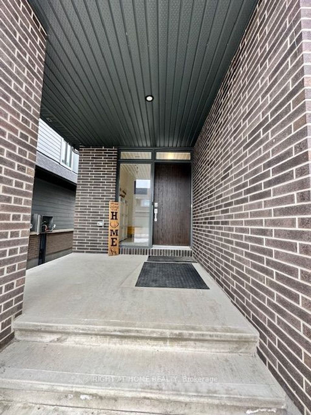 Photo of 26 Stanhope Court, Barrhaven, ON K2J 6S2 (MLS # X12603486)