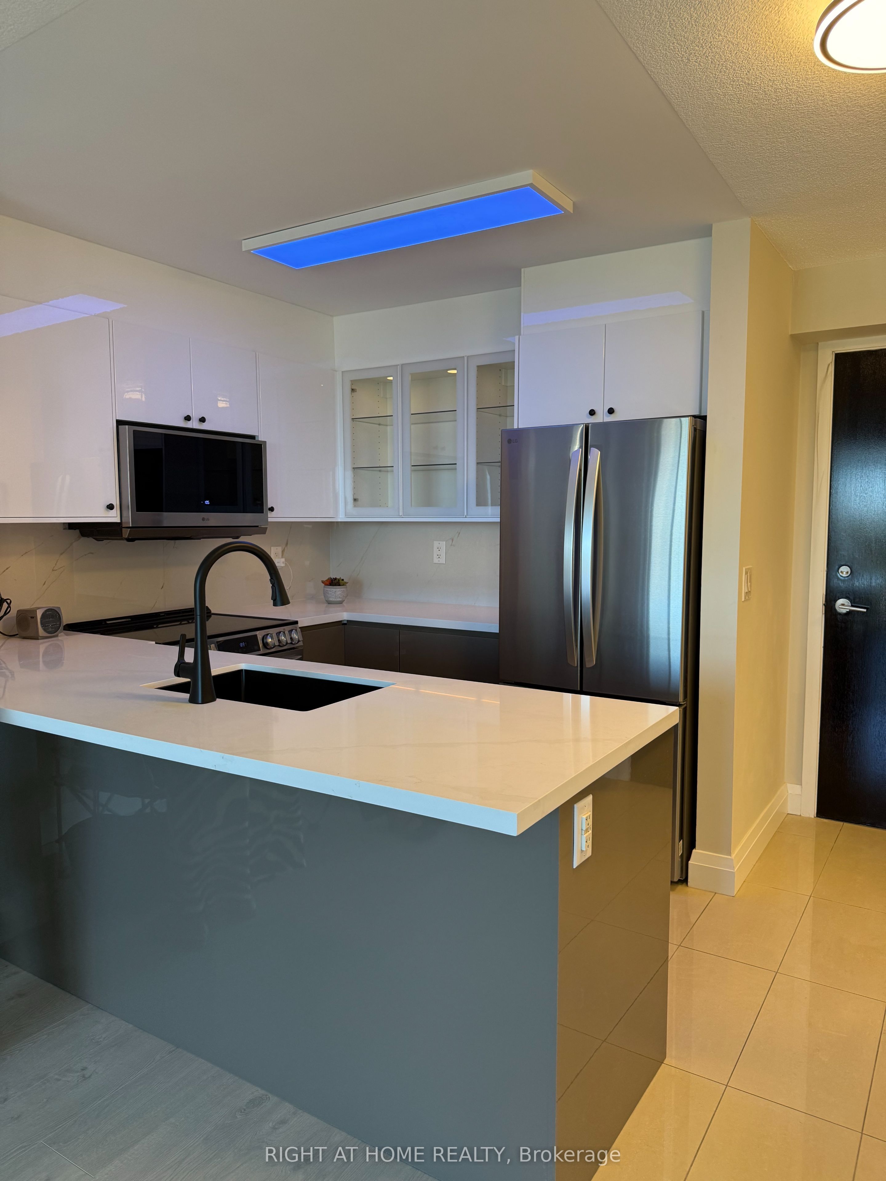 3 Michael Power Place 2408