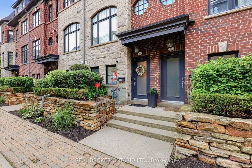 Photo of 39 Lobo Mews N/A, Toronto, ON M8Z 0B2 (MLS # W13825082)