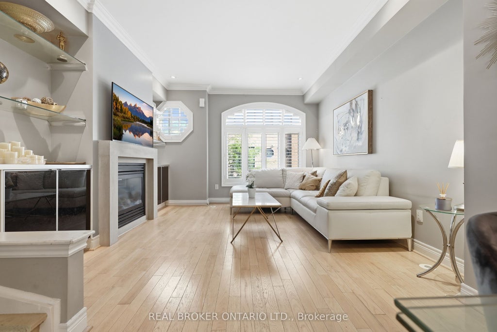 Photo of 39 Lobo Mews N/A, Toronto, ON M8Z 0B2 (MLS # W13825082)
