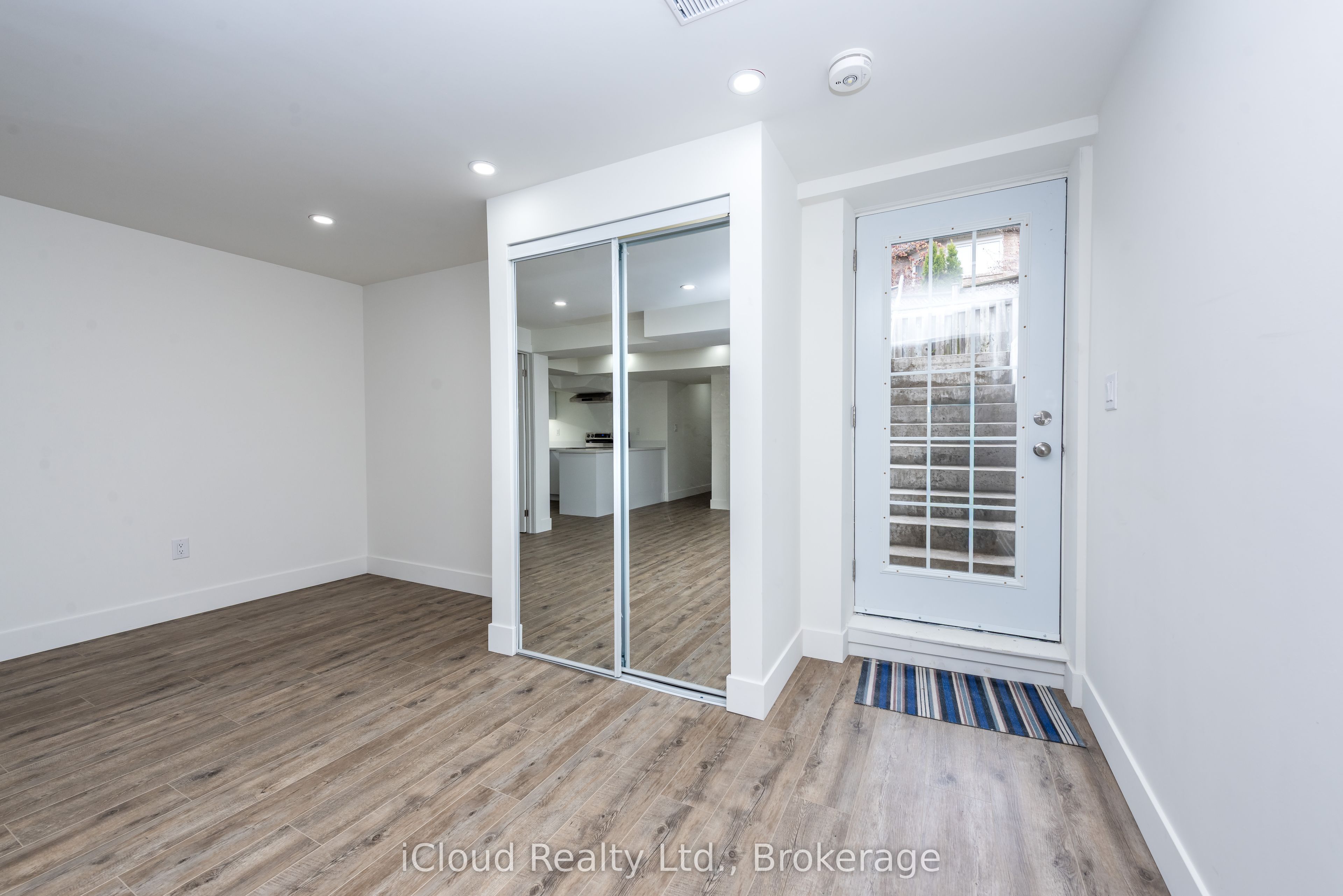 899 Boyer Boulevard Lower Level